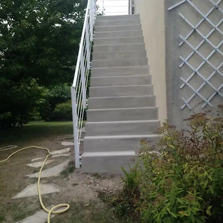 Cheng * Saint-Germain-en-Laye