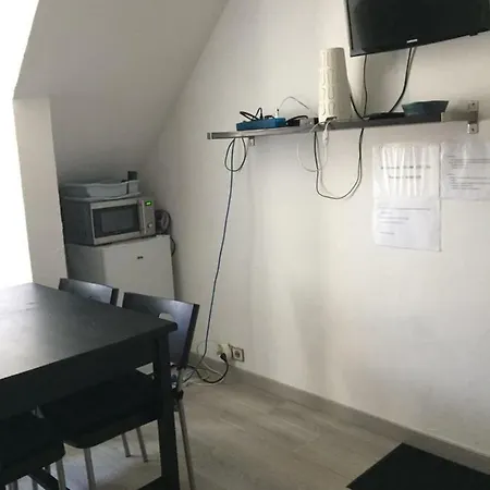 Cheng Apartment *